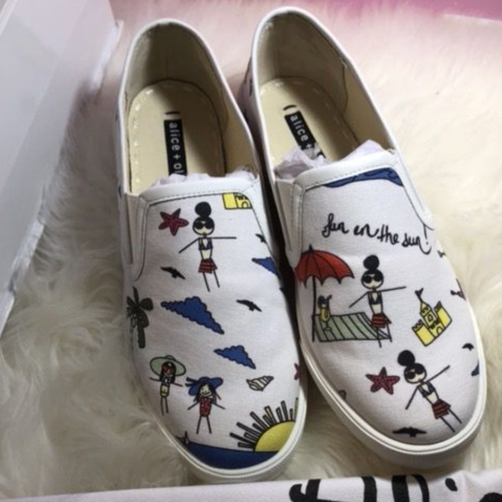 alice olivia